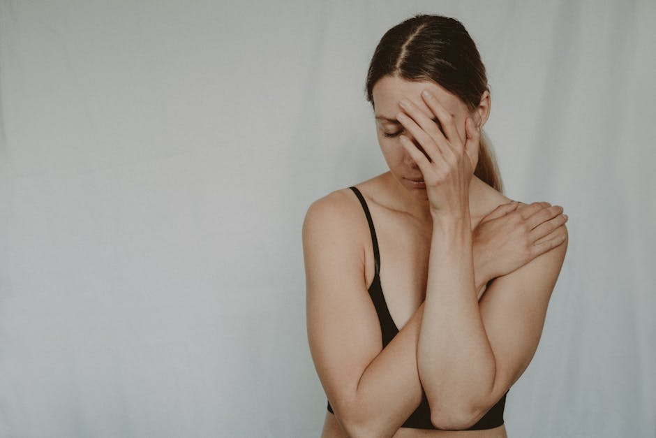 Hormonal mechanisms of womens risk in the face of traumatic stress