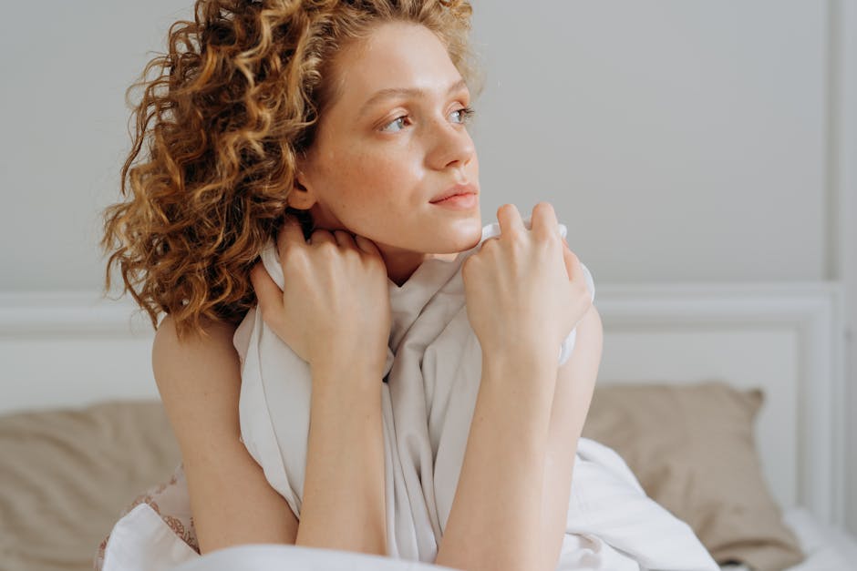Hormonal mechanisms of womens risk in the face of traumatic stress