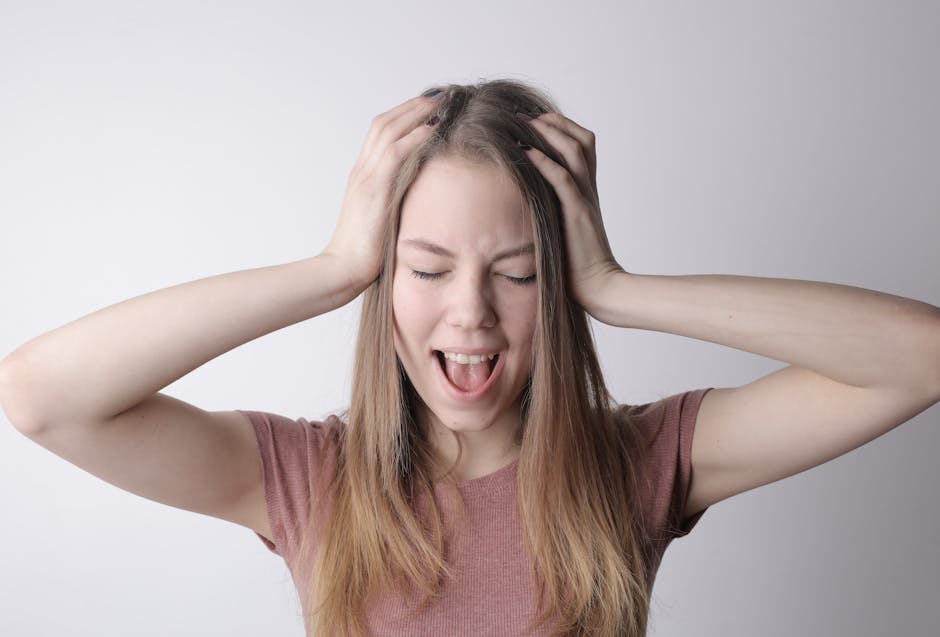 Hormonal mechanisms of womens risk in the face of traumatic stress