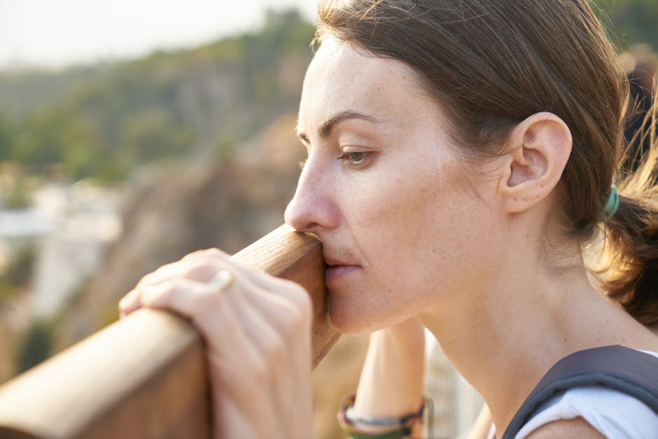 Hormonal mechanisms of womens risk in the face of traumatic stress