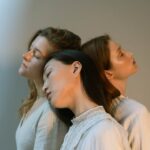 Hormonal mechanisms of womens risk in the face of traumatic stress
