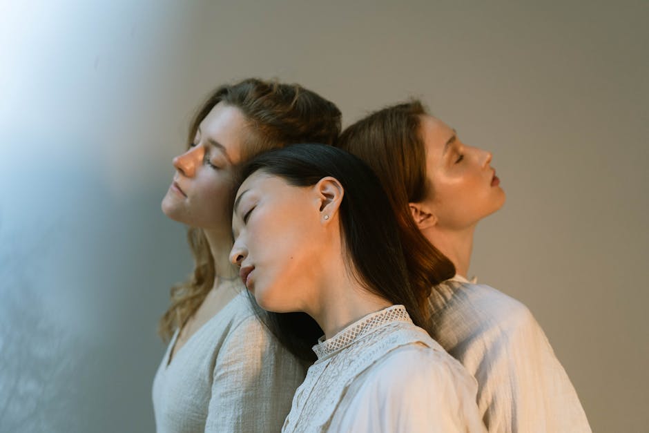 Hormonal mechanisms of womens risk in the face of traumatic stress