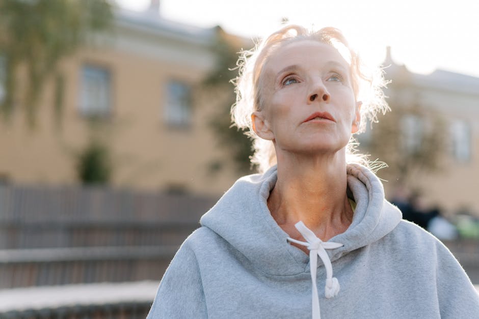 Hormonal mechanisms of womens risk in the face of traumatic stress
