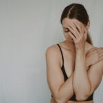 Hormonal mechanisms of womens risk in the face of traumatic stress