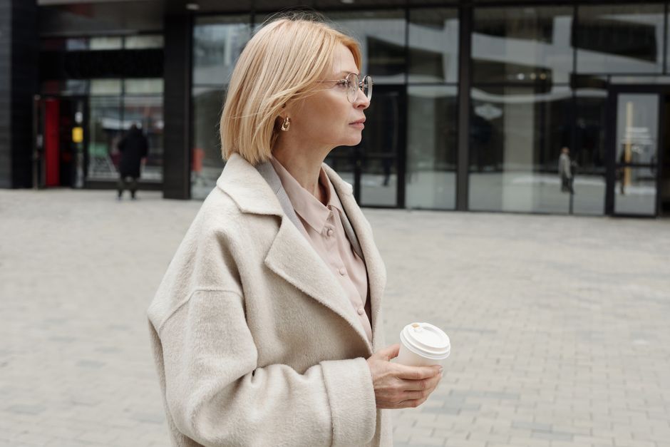 Hormonal mechanisms of womens risk in the face of traumatic stress