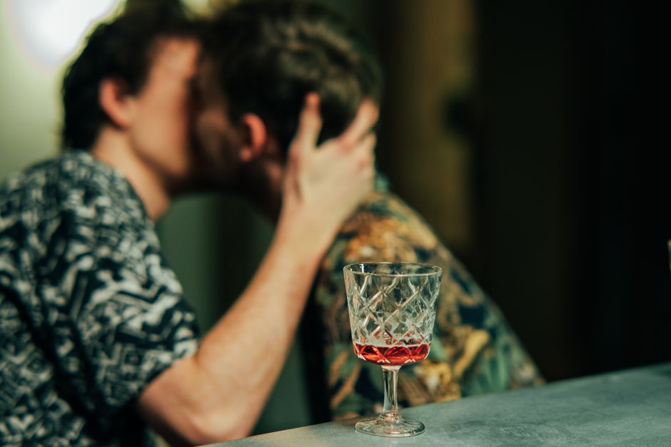 The Best Late-Night Drink for Gut Health According to a Dietitian