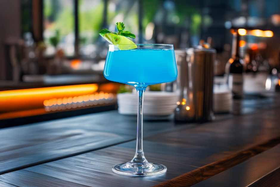 The Best Late-Night Drink for Gut Health According to a Dietitian