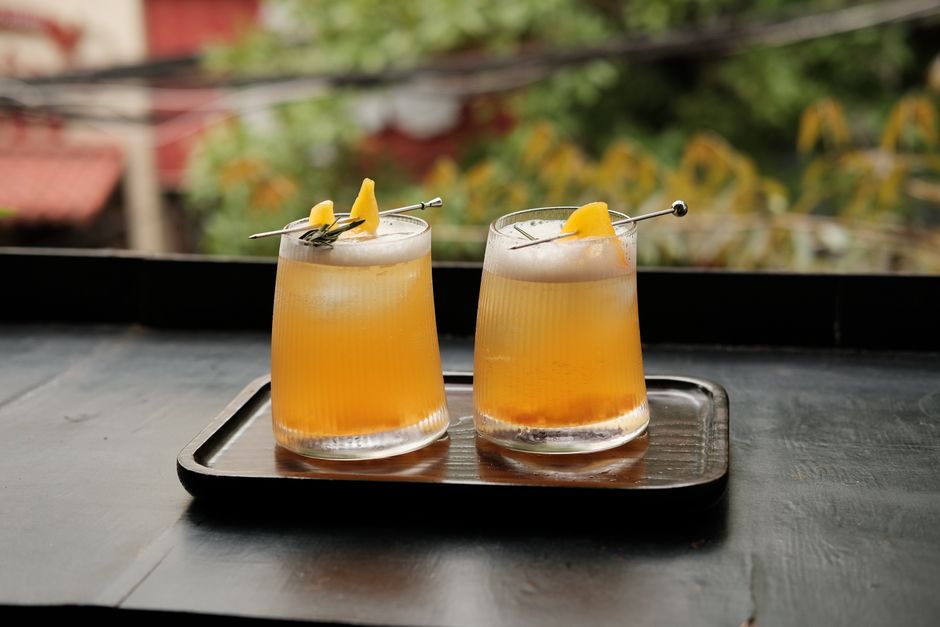 The Best Late-Night Drink for Gut Health According to a Dietitian
