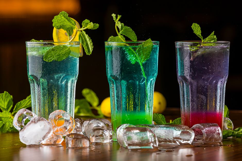 The Best Late-Night Drink for Gut Health According to a Dietitian